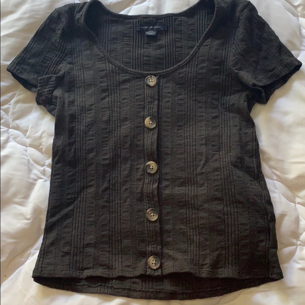 american eagle button up top!